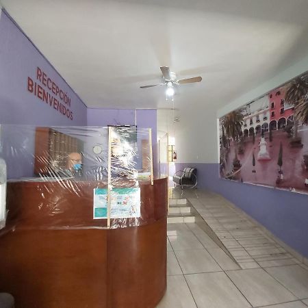 Hotel Los Arcos Pénjamo Buitenkant foto